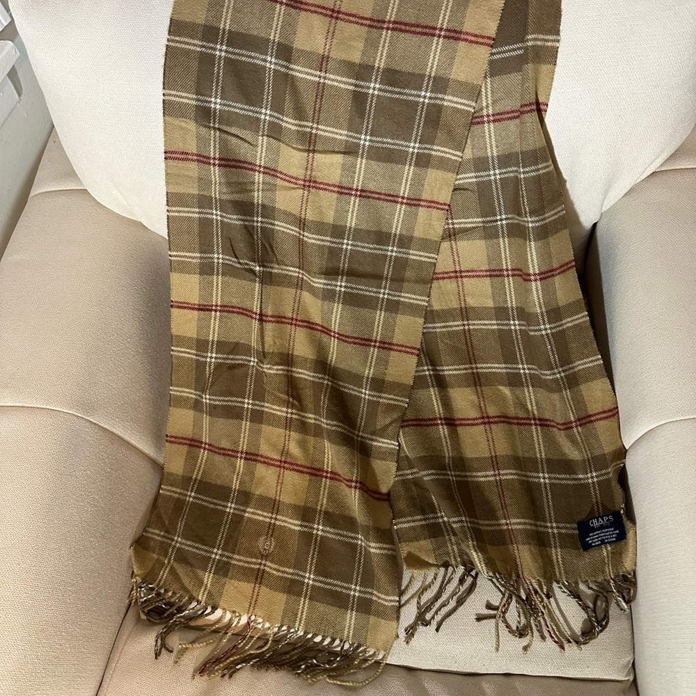 Chaps scarf